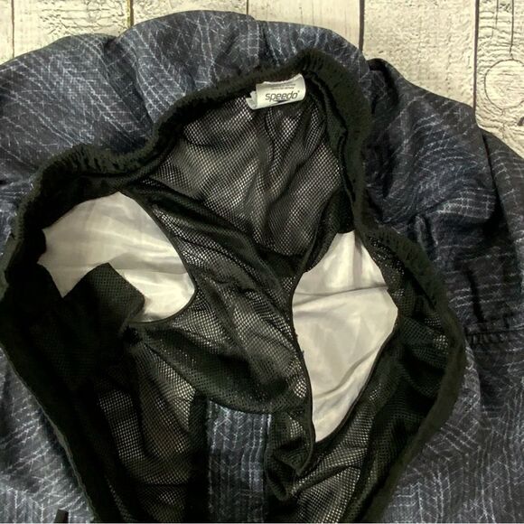 SPEEDO swim trunks  - Picture 3 of 5